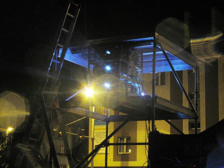 projector setup in tower