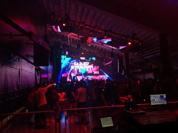 Liquid Stranger with Opal Monster visuals