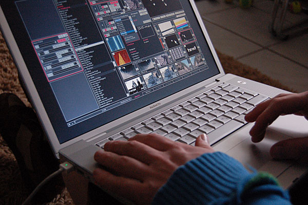 Resolume_macbook_600.jpg