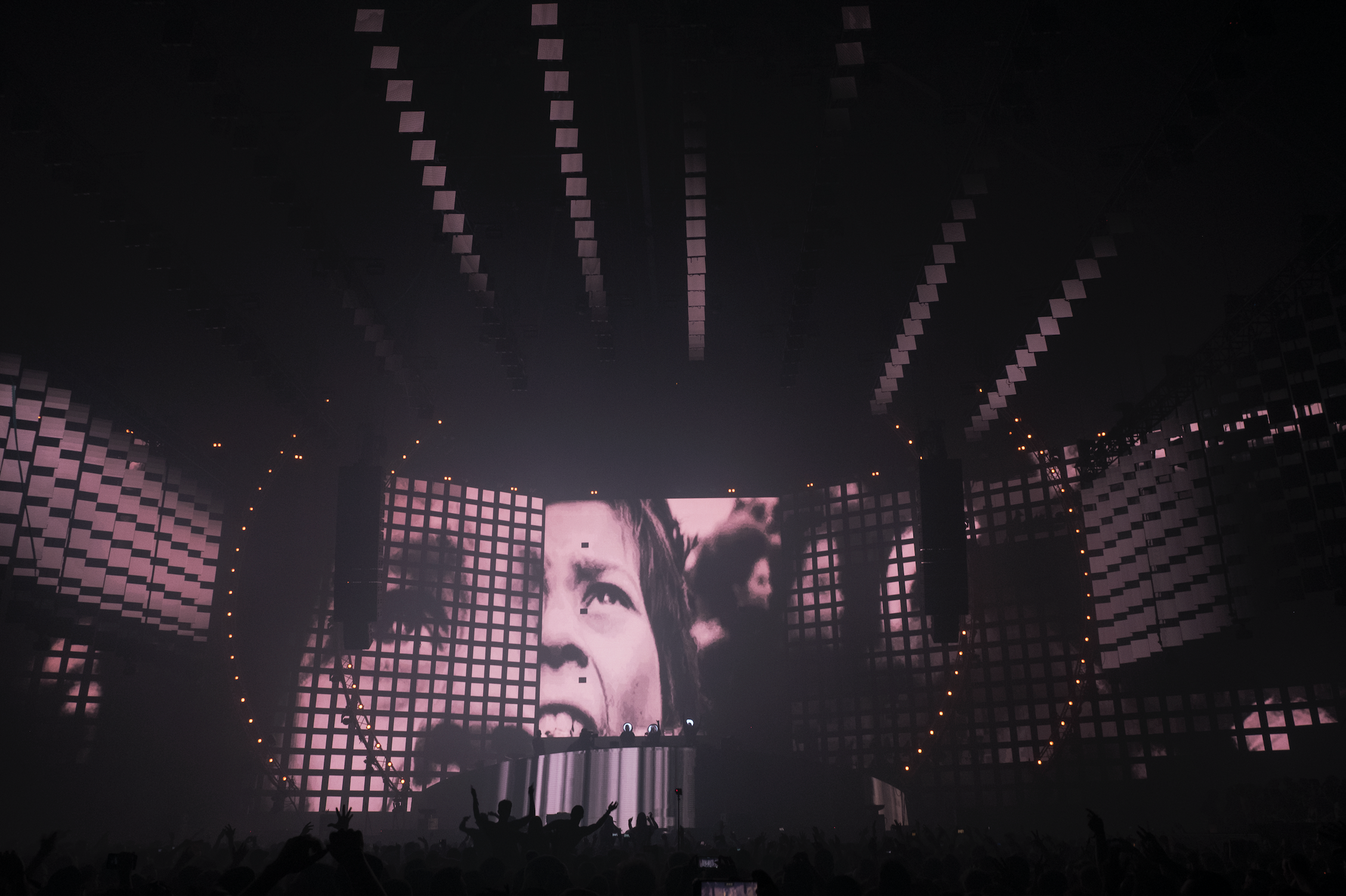 noisia.png
