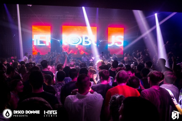 herobust.jpg