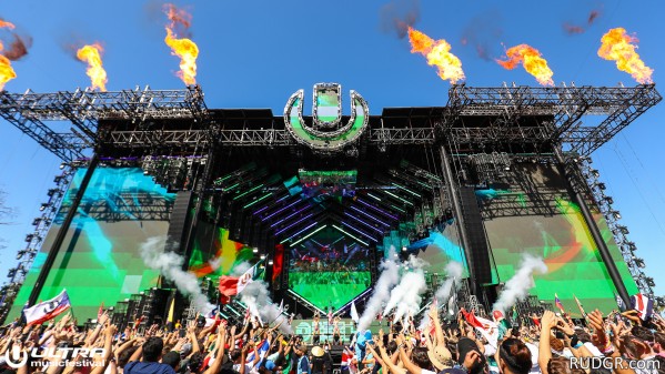Photo by Rudgr.com