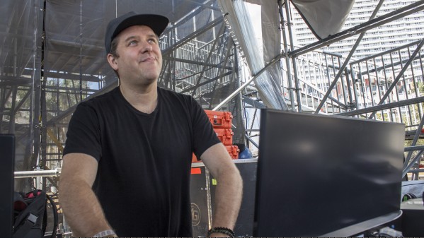 Vello in the mix: Photo by Eric Mintzer