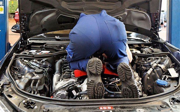 mechanic-bum_2479768b.jpg