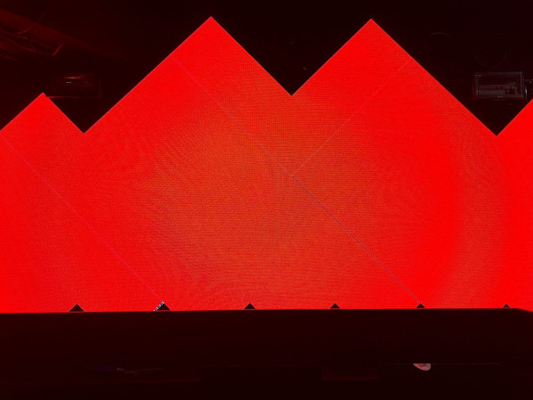 Resolume on MacBook 2017 with Radeon GPU
