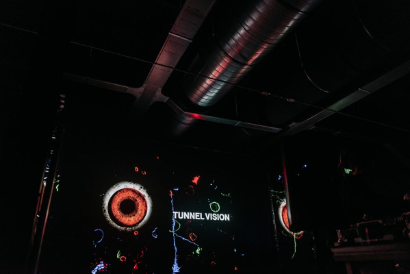 Dutch Techno party in a club, 5 screen setup with custom visuals